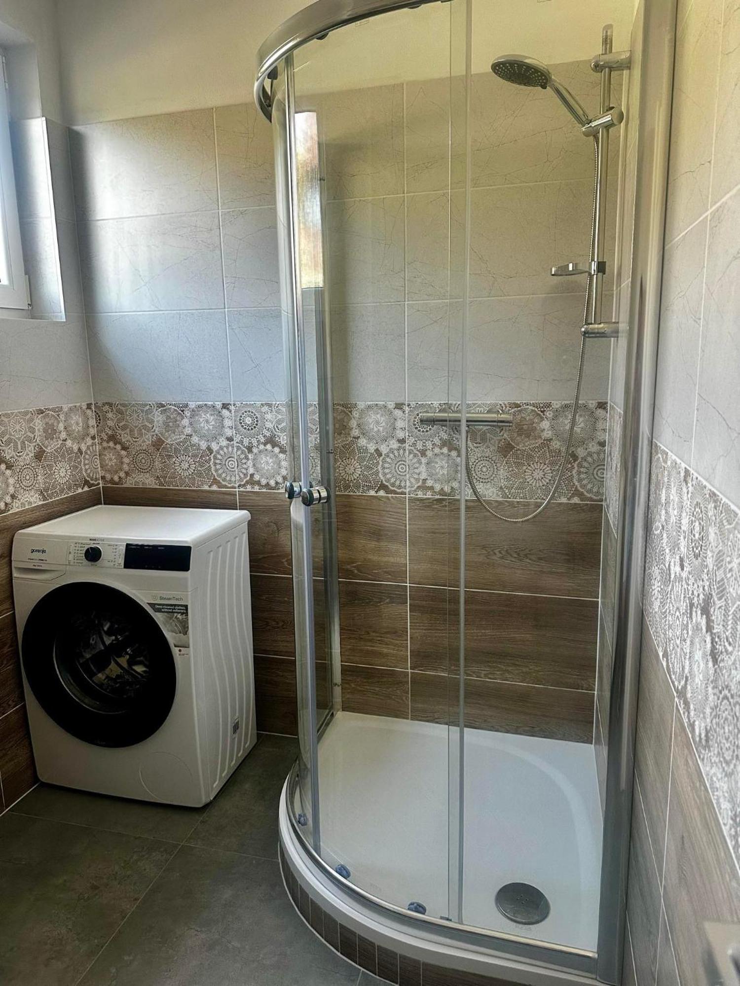 Apartmany Berlin - Rokytnice Nad Jizerou Bagian luar foto